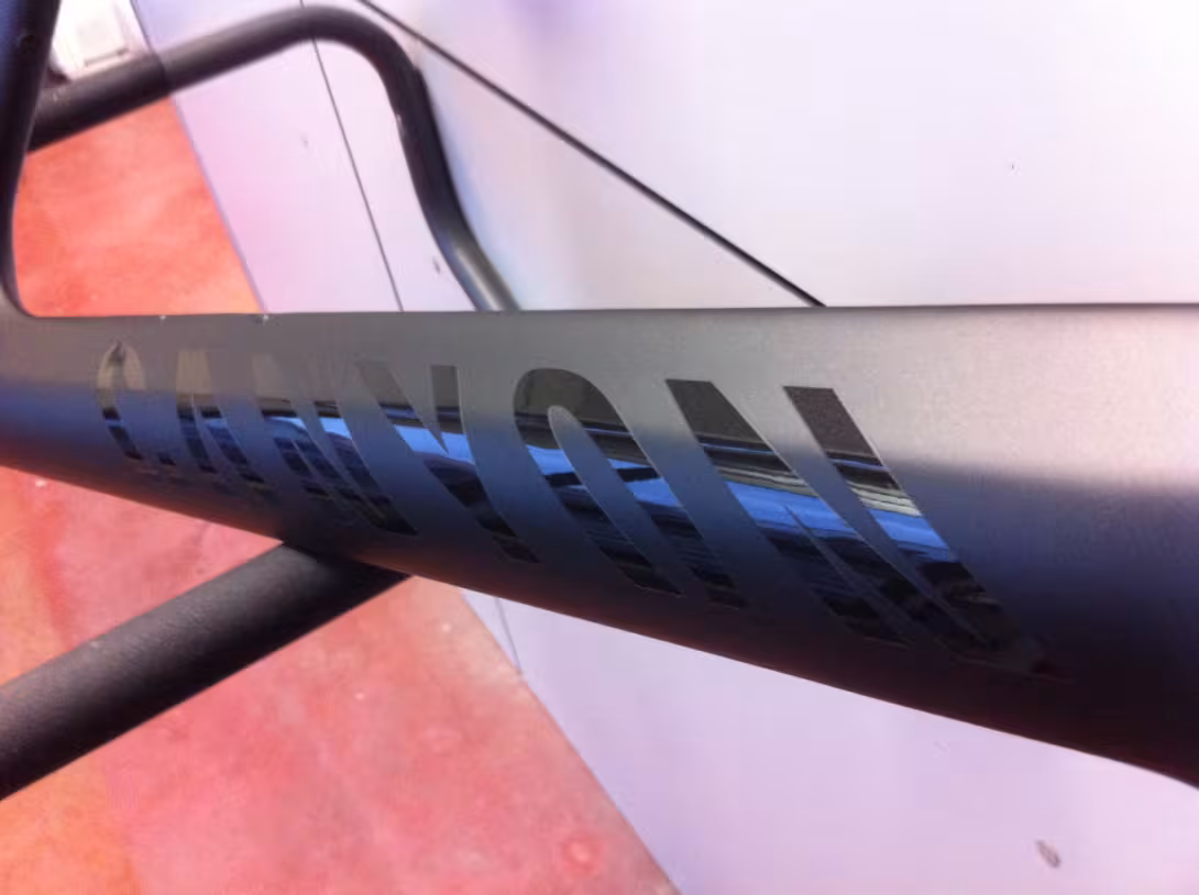 BIKE COLOR verniciature - particolare tubo obliquo con trasparente opaco e lucido